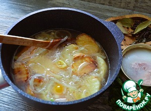 Суп-рагу с картофелем и тушёнкой