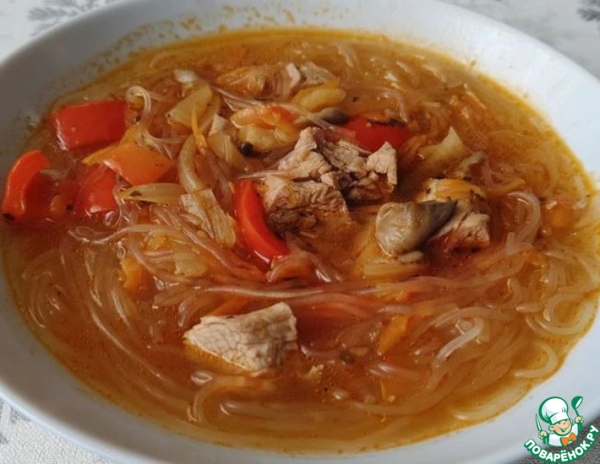 Суп с индейкой, вешенками и фунчозой⁠