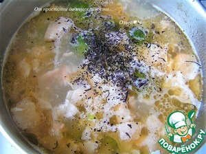 Суп с лососем и брюссельской капустой Суп с лососем и брюссельской капустой