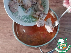 Суп с маринованными огурцами и перловкой Суп с маринованными огурцами и перловкой