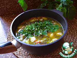 Суп с морской капустой и креветками