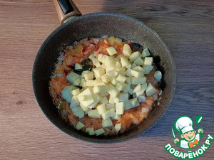 Суп с сыром и обжаренным картофелем Суп с сыром и обжаренным картофелем