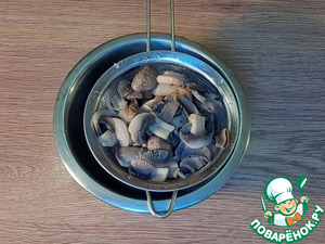Суп с сыром и обжаренным картофелем Суп с сыром и обжаренным картофелем
