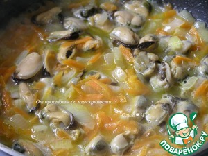 Суп с жёлтой чечевицей и мидиями