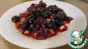 Свекольное пхали с сальсой из маслин Свекольное пхали с сальсой из маслин