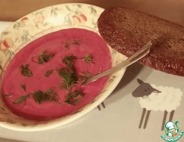 Свекольный борани с кокосовым молоком