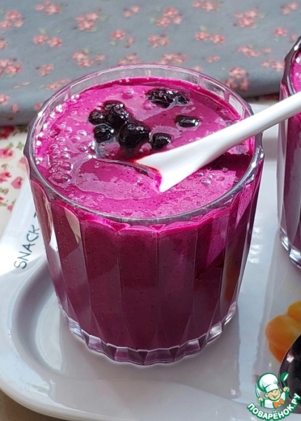 Свекольный смузи "Черноплодка"