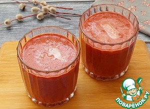 Свекольный смузи с яблоком и черносливом Свекольный смузи с яблоком и черносливом