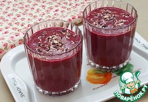 Свекольный смузи со шпинатом и семечками