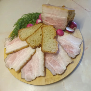 Свиная грудинка со специями Свиная грудинка со специями