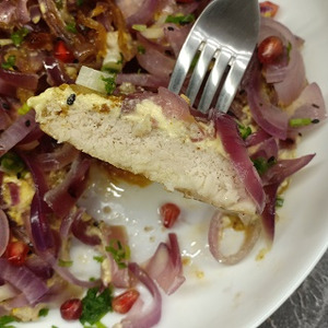 Свинина, томленая с луком