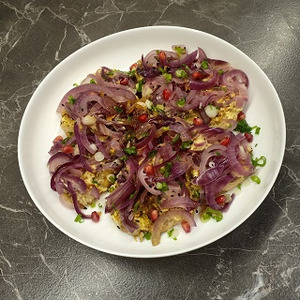 Свинина, томленая с луком