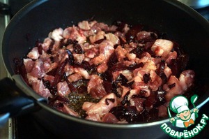 Свинина, тушеная со свеклой Свинина, тушеная со свеклой