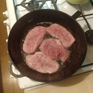 Свинина в сливочном соусе с грибами Свинина в сливочном соусе с грибами