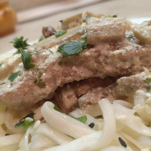 Свинина в сливочном соусе с грибами Свинина в сливочном соусе с грибами