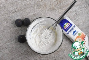 Сырно-йогуртовое мороженое с лавандой