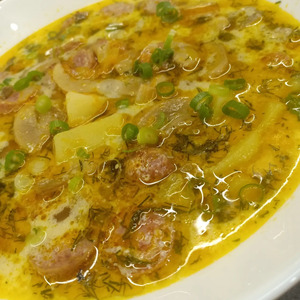 Сырный суп с грибами и колбасками