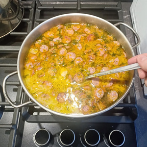 Сырный суп с грибами и колбасками