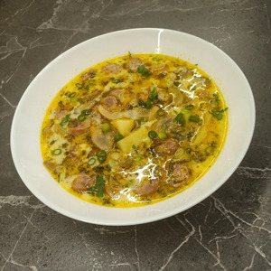 Сырный суп с грибами и колбасками