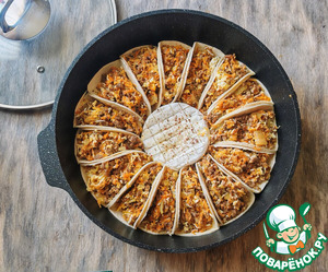 Такос с мясом, черешней и камамбером Такос с мясом, черешней и камамбером