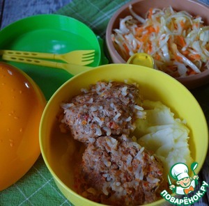 Тефтели из индейки с рисом Тефтели из индейки с рисом