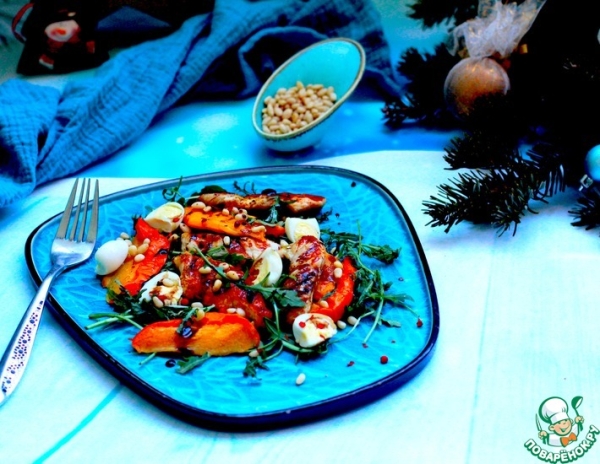 Теплый салат из индейки с хурмой Теплый салат из индейки с хурмой