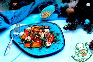 Теплый салат из индейки с хурмой Теплый салат из индейки с хурмой