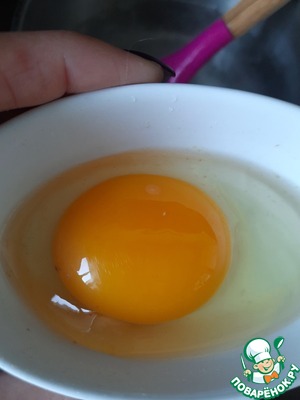 Томатная овсянка с яйцом-пашот