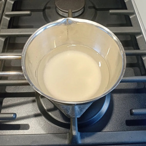 Торт &laquo;Черемуховый&raquo; с черносливом и орехами