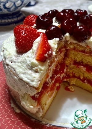 Торт " Клубничный Поцелуй"