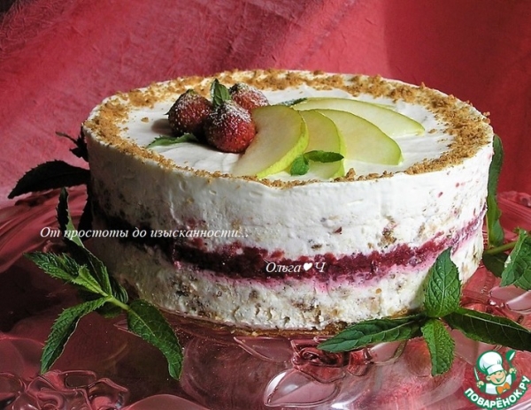 Торт-мороженое с безе и малиной Торт-мороженое с безе и малиной