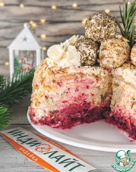 Торт-салат со свеклой и индейкой Торт-салат со свеклой и индейкой