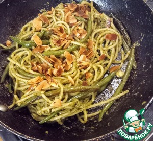 Трапанезе спагетти с жареной стручковой фасолью Трапанезе спагетти с жареной стручковой фасолью