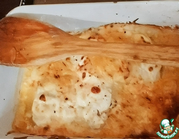 Треска, запечённая под сметаной с пармезаном