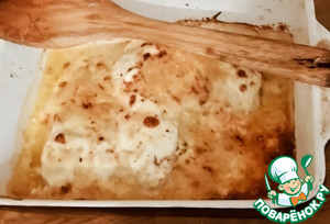 Треска, запечённая под сметаной с пармезаном