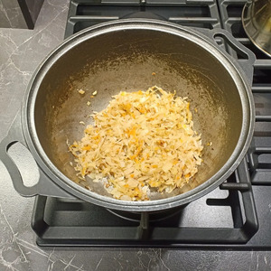 Тушеная капуста по-немецки