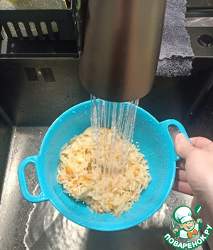 Тушеная капуста по-немецки