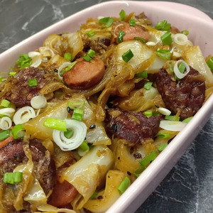 Тушеная капуста по-немецки