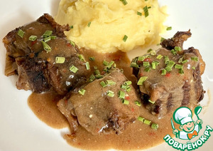 Тушёные говяжьи рёбра Тушёные говяжьи рёбра