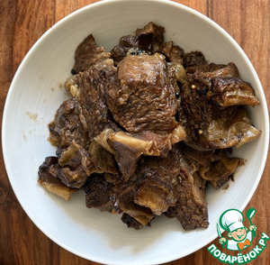 Тушёные говяжьи рёбра Тушёные говяжьи рёбра