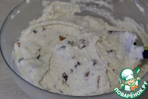 Творожная пасха с клубничным соусом Творожная пасха с клубничным соусом