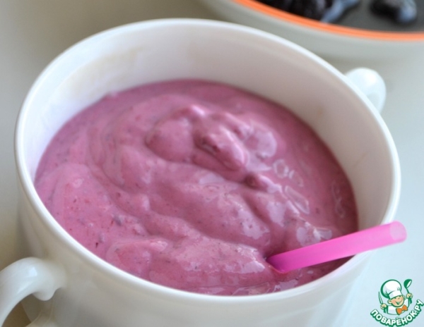 Творожно-ежевичный смузи