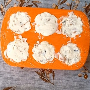 Творожное суфле без выпечки с сухофруктами