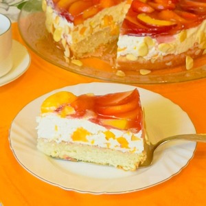 Творожный торт с нектаринами