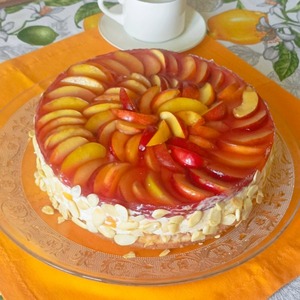 Творожный торт с нектаринами