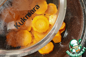 Тыквенный суп с морковными клёцками