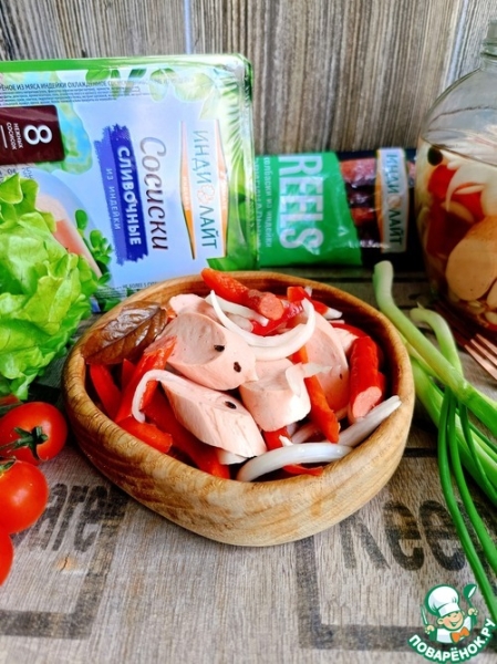 Утопенцы или маринованные сосиски с овощами Утопенцы или маринованные сосиски с овощами