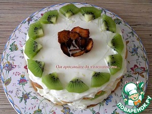 Вафельный торт с маскарпоне и киви Вафельный торт с маскарпоне и киви