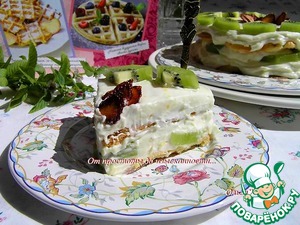 Вафельный торт с маскарпоне и киви Вафельный торт с маскарпоне и киви