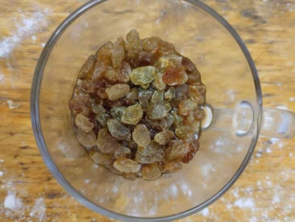 Ванильно-мятный кулич с желатиновой глазурью